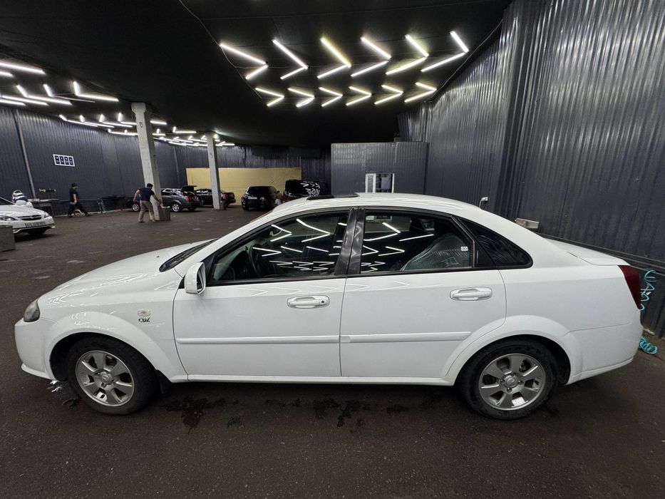 Lacetti avtomat benzin