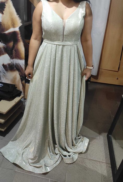 Бална рокля  блестяща