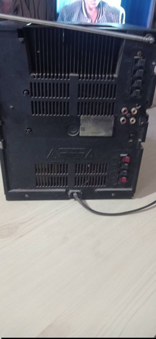 Касетофон. Сони  работи само на радио