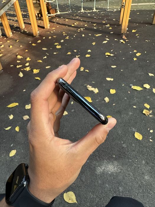 продам айфон 11про