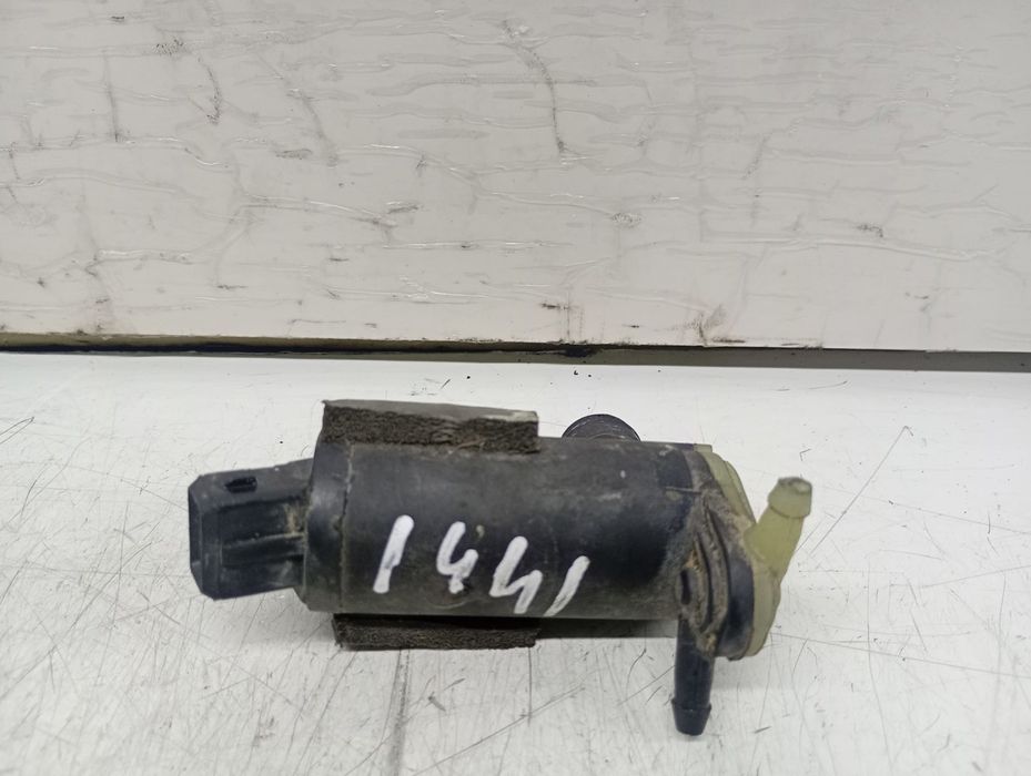 Motoras vas lichid parbriz Ford Focus 1 (1999 - 2004) 1.6 benzina FYDD