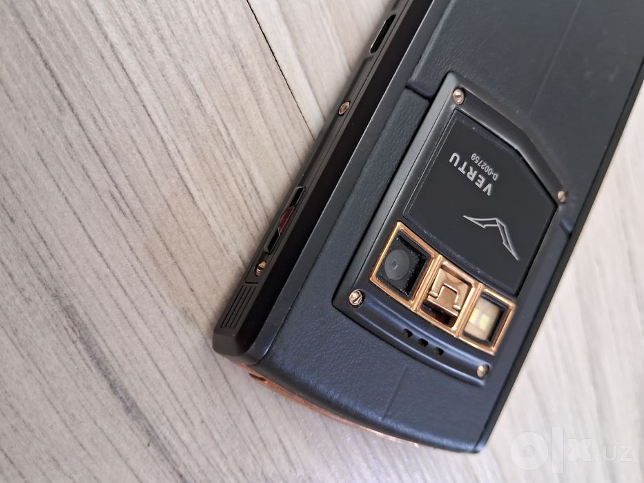Vertu ti red gold