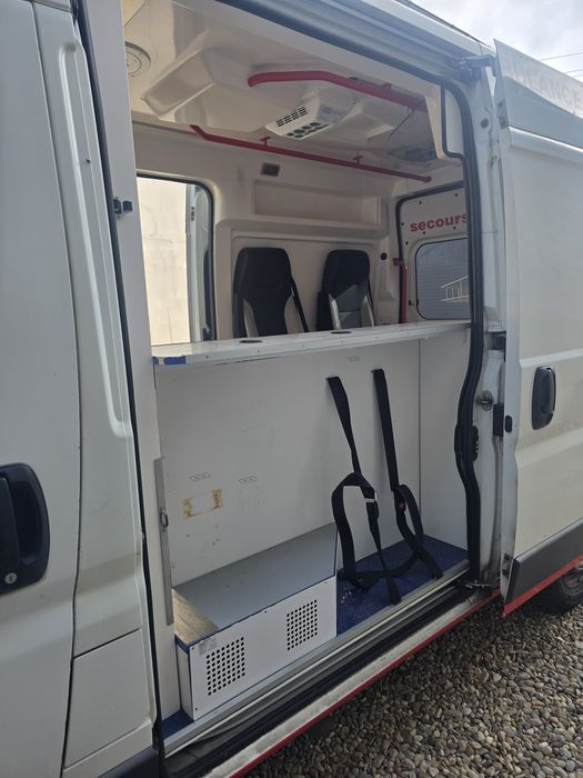 Vând / SCHIMB Citroen jumper pregătită pentru o nouă destinație