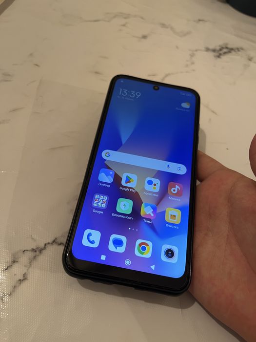 Продам телефон Redmi Note 10s в отличном состоянии