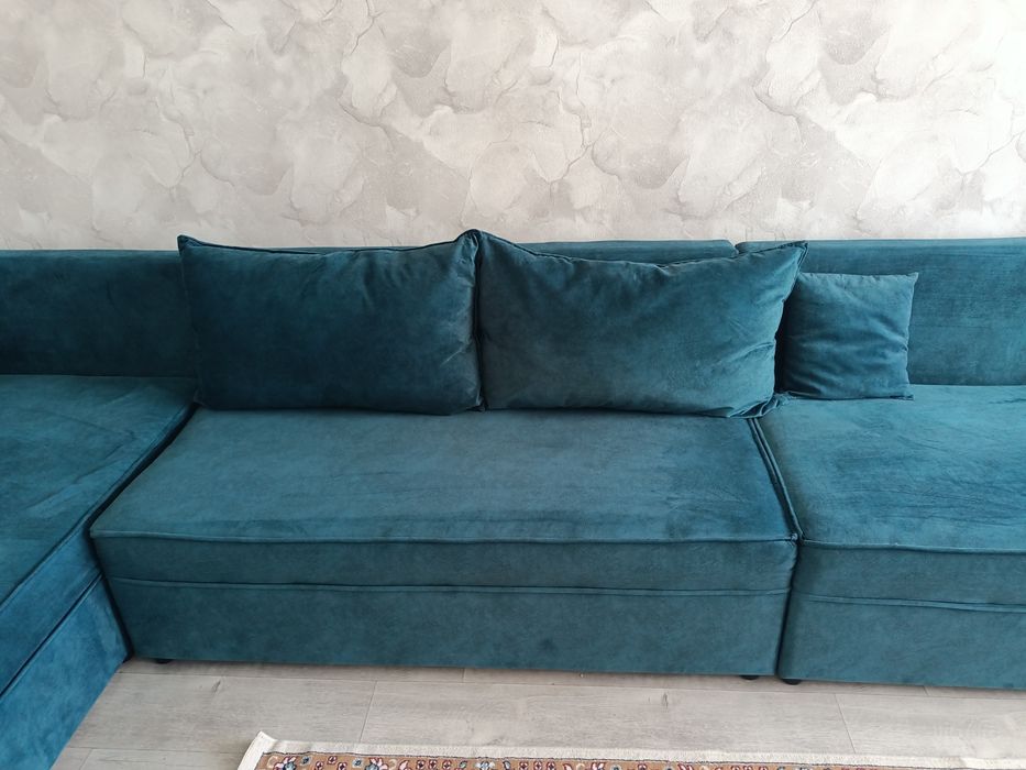 Диван 4 метра б/у