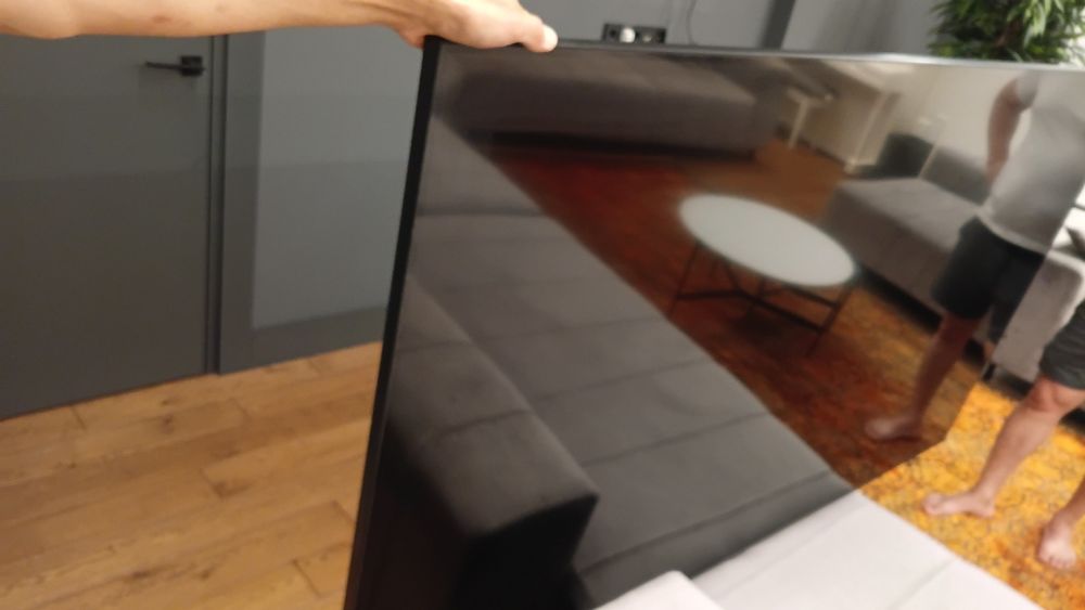 Продам телевизор Samsung UE70-TU7100.