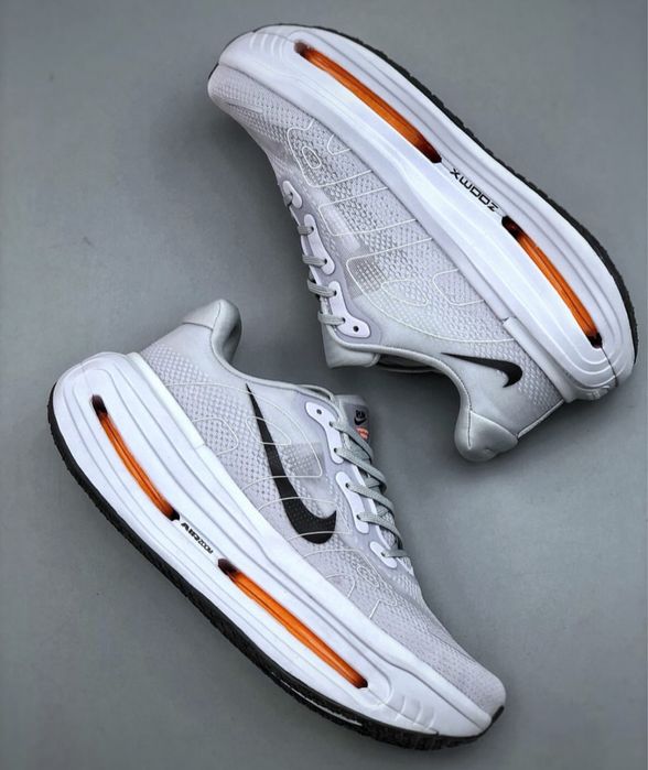 Нови мъжки маратонки Nike Vomero premium grey white