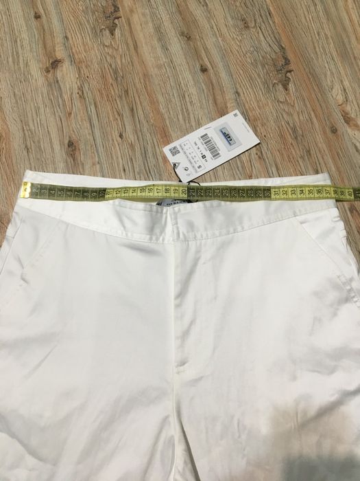 Pantaloni albi stil Cargo Zara