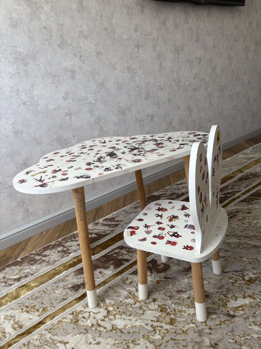 Детский столик 1-3 года