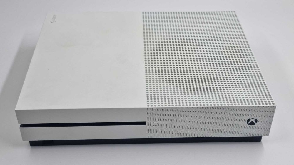 Xbox One S [Amanet Club Caro ]