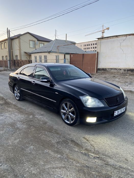 Toyota Crown Athlete 3.5