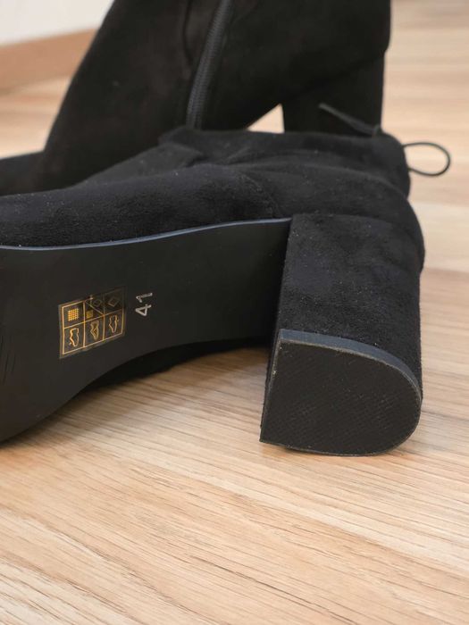 Нови дамски боти с висок ток