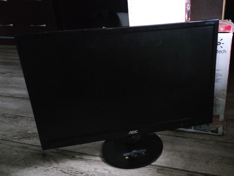 Монитор 22 дюйма