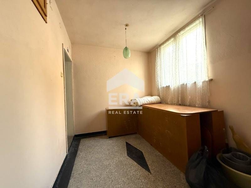 Многостаен апартамент в гр. Бургас, кв. Меден Рудник