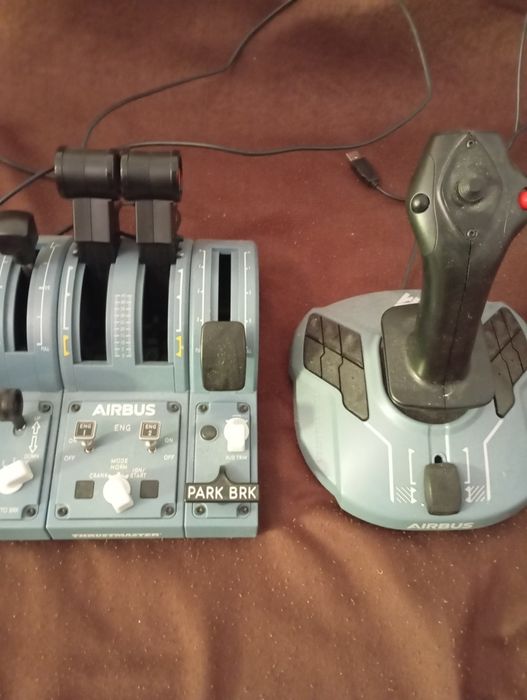 Thrustmaster airbus simulator zbor