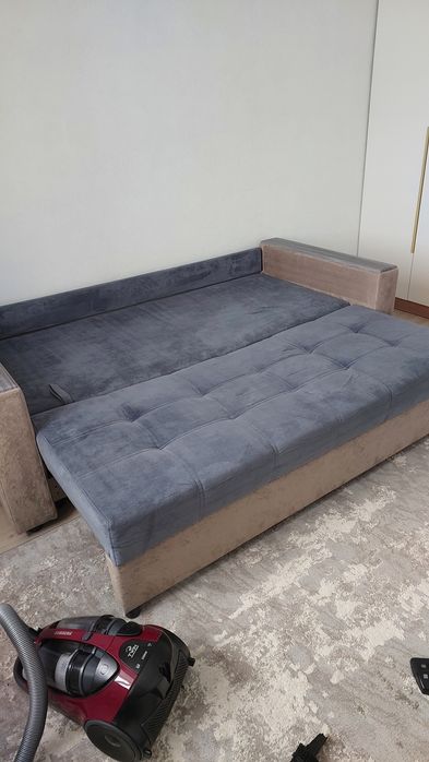 Диван В Идеальнейшем состоянии