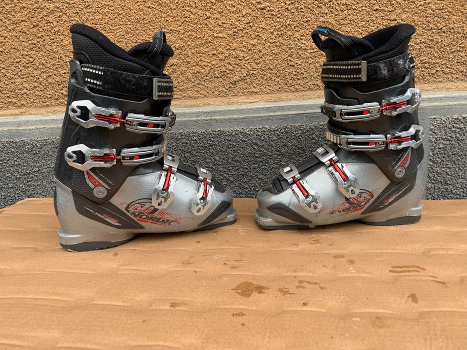 Clapari ski schiuri Nordica NFs Cruise EUR:41 Mondo:26.5 flex:65