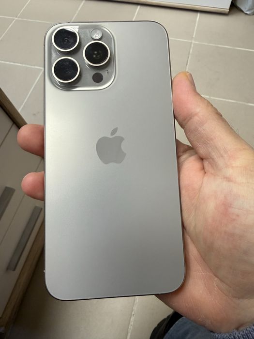 iPhone 15 Pro Max 256gb - перфектен