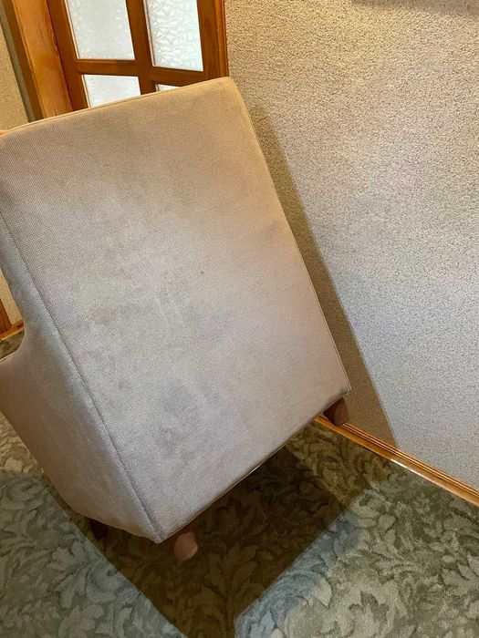 Продам мягкое кресло (велюр)