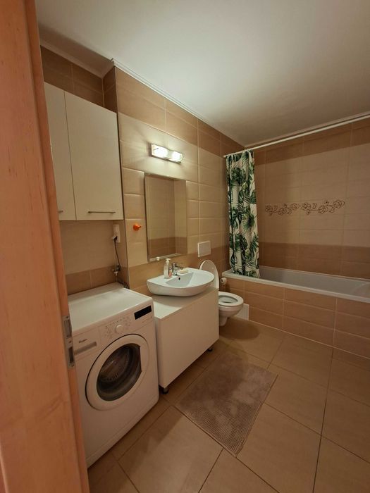 Apartament de inchiriat zona Coresi