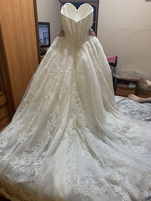 Свадебное платье, итальянского дизайнера