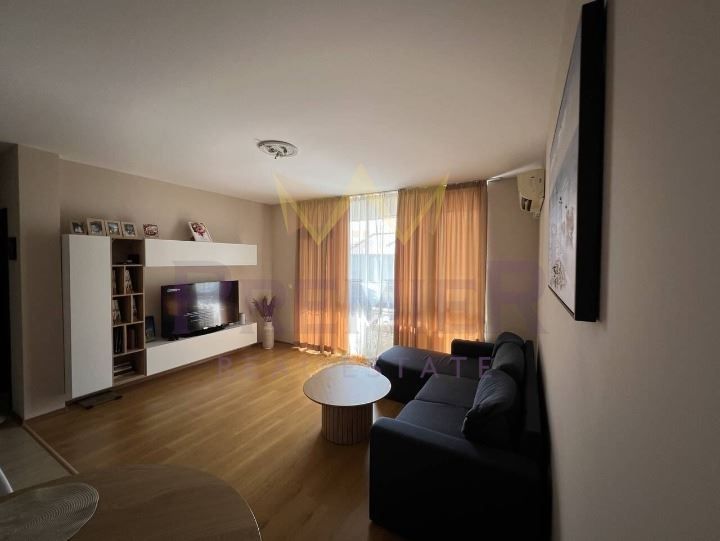 Продава се Двустаен апартамент в Несебър - 70 кв.м за 1315 €/кв.м - Снимка #2