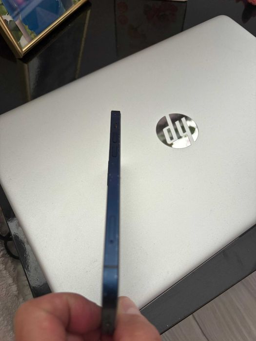 De vânzare Iphone 12 -  64 Gb