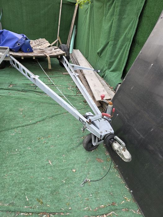 Barca metalica cu peridoc plus motor