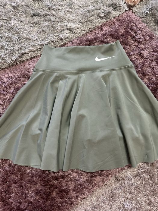 Пола с клин Nike
