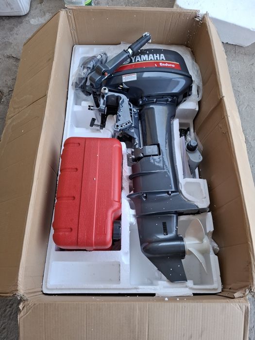 Новый лодочный мотор ямаха 18