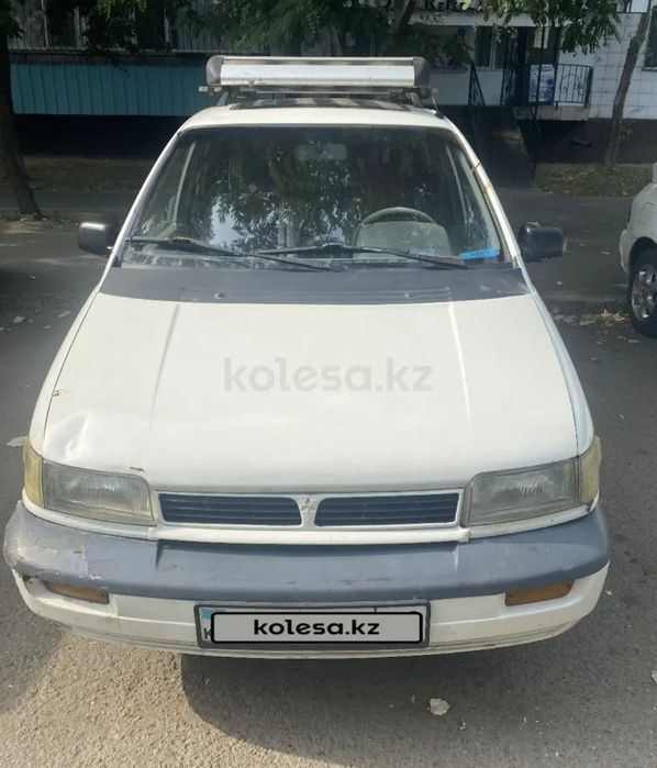 Митсубиси спейс раннер 95г