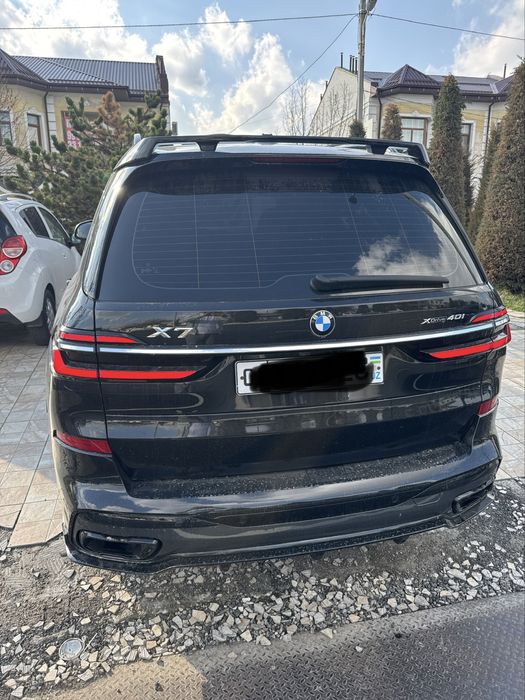 Bmw x7 x drive full pozitsa