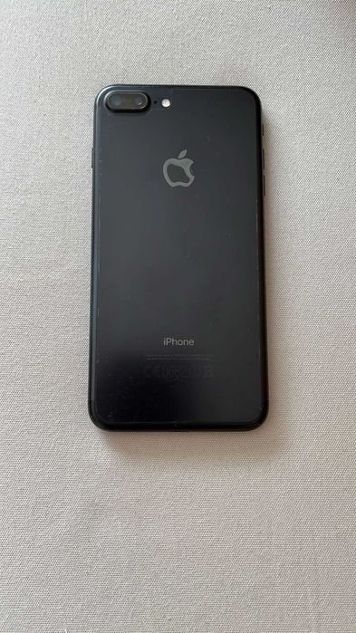 iphone 7 Plus, 128 GB, stare foarte buna si iphone 8, 64 GB
