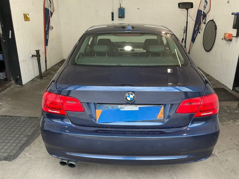 BMW 3er 330d 2010