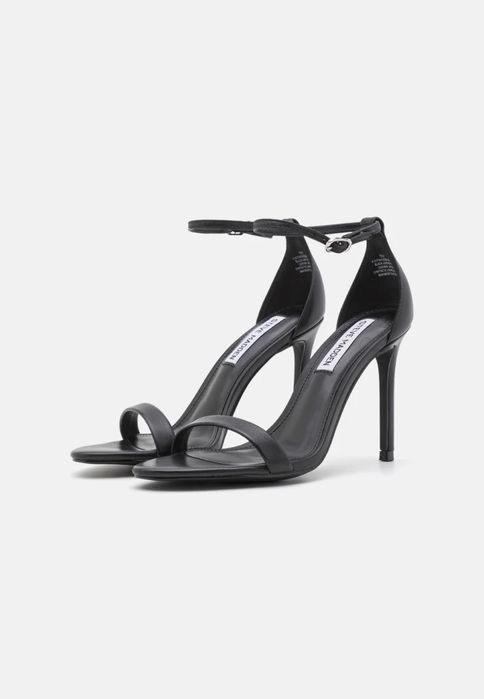 Черни сандали с тънки каишки Steve Madden