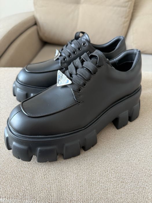 Женский обувь прада новая