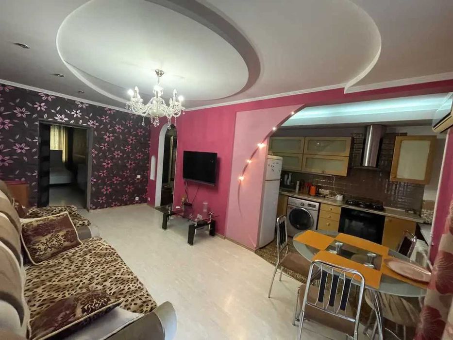 Дава се под наем Двустаен апартамент в София, Зона Б-18 - 67 кв.м за 484.5 € - Снимка #1