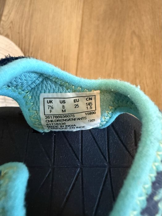 Сандали Clarks 25 момче