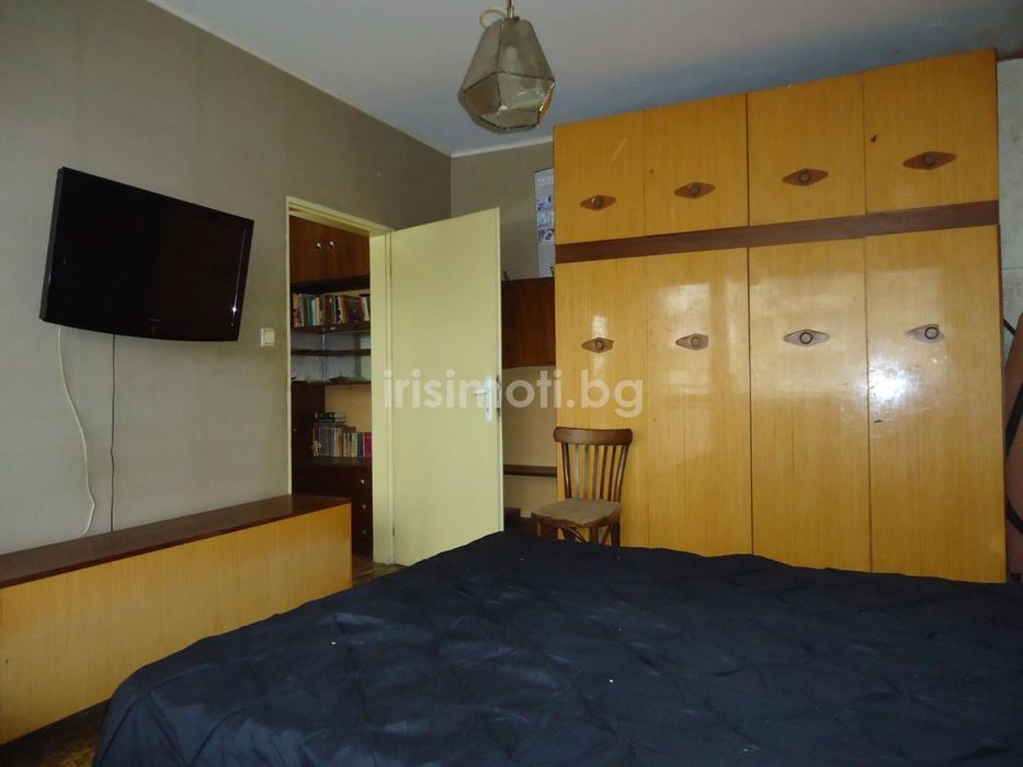 Продава се Тристаен апартамент в София, Бъкстон - 89 кв.м за 1931 €/кв.м - Снимка #2