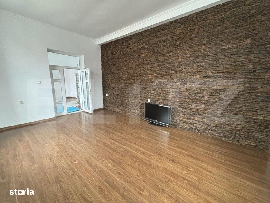 Casa de vanzare in centru orasului ideal ca si spatiu comercial