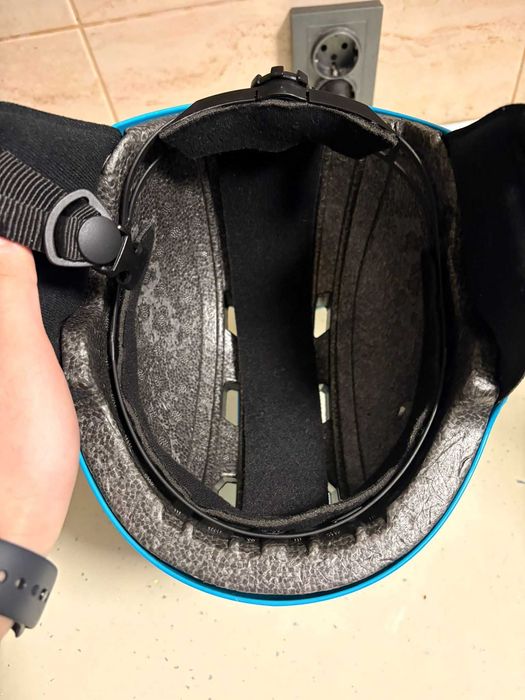 CASCA SCHII COPII + OCHELARI stare foarte buna