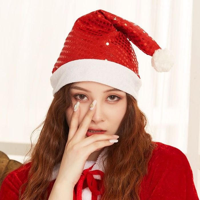 Новогодние шапочки в ассортименте