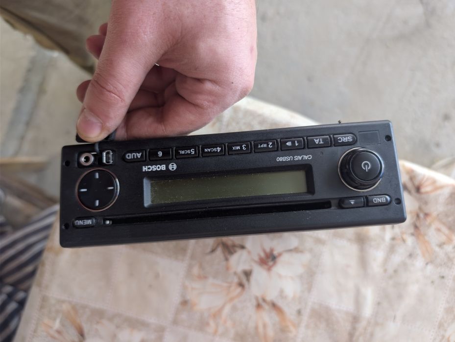 Când radio CD, MP3, aux, Bosch Calais - special pentru vehicule comerciale