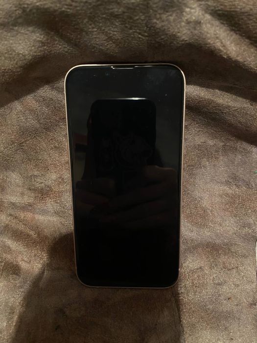 iPhone 13,128гб памяти