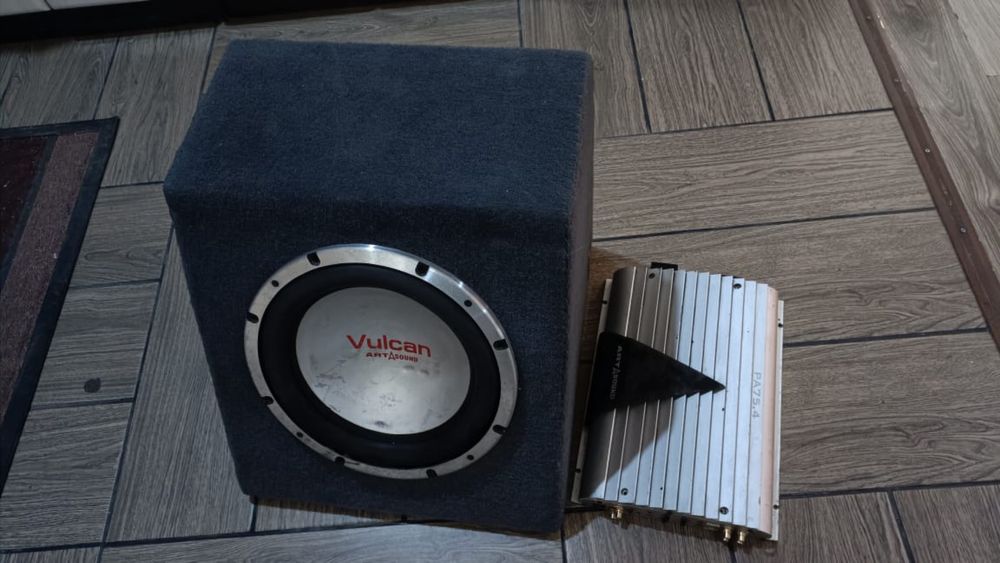 Колонка с усилителем