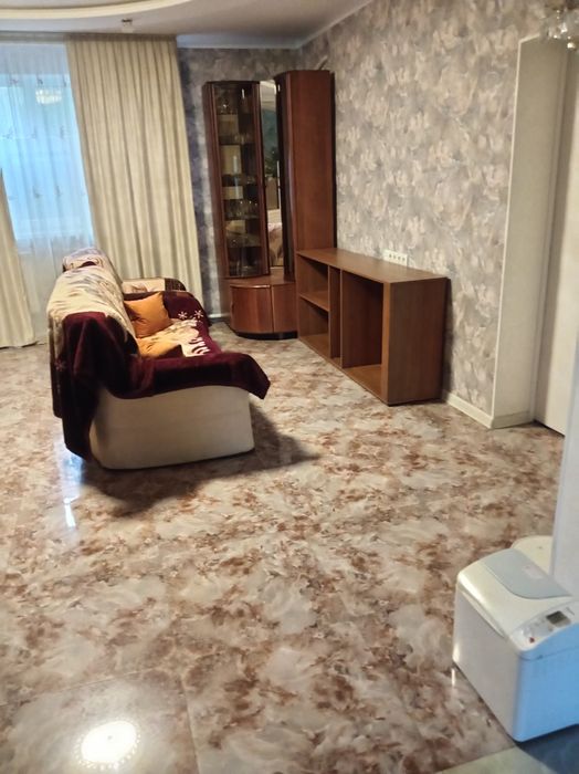 Продам дом-дачу состоящую из 7 комнат