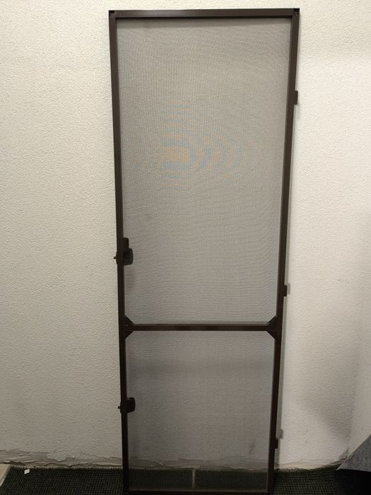 Plase anti-insecte usa si fereastra