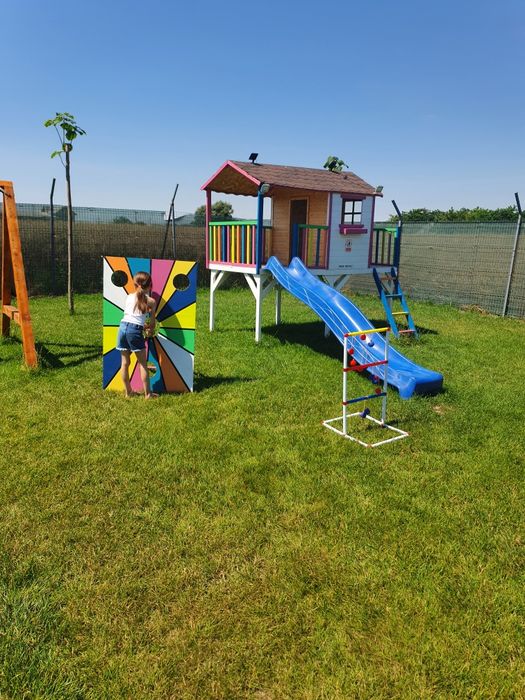 Loc de joaca si gratar