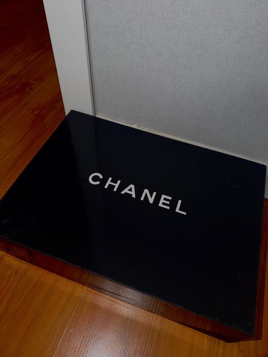 Продам оригинальную сумку Chanel