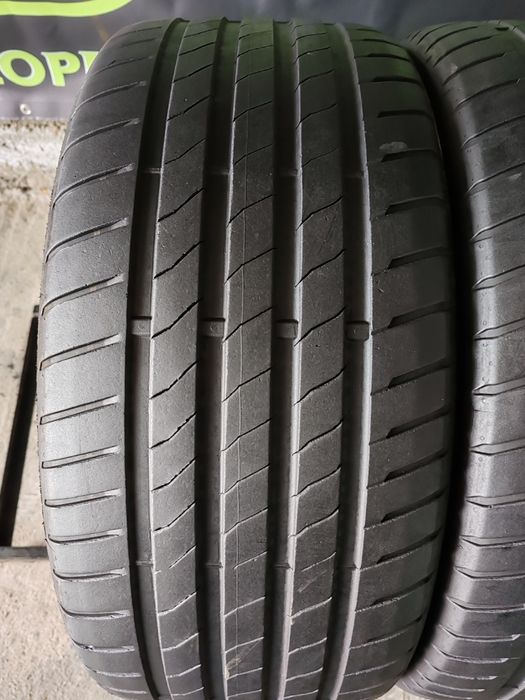 2 anvelope 255 40 20